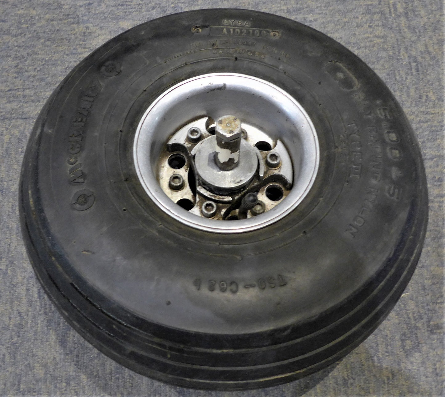Matco 5.00-5 Nose Wheel & Tyre (A/R)