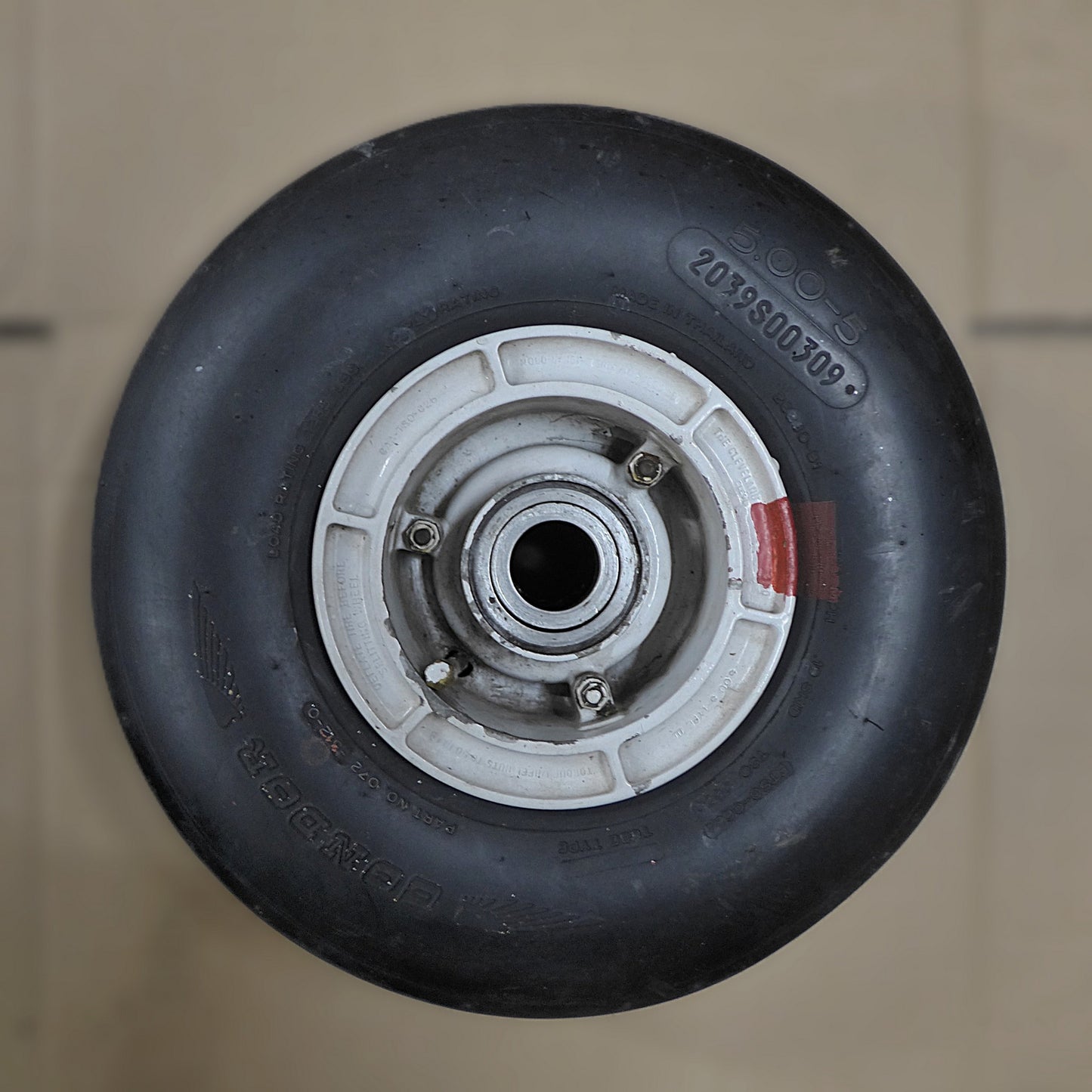 Main Wheel Assembly - 5.00-5 - Early C150 (A/R)