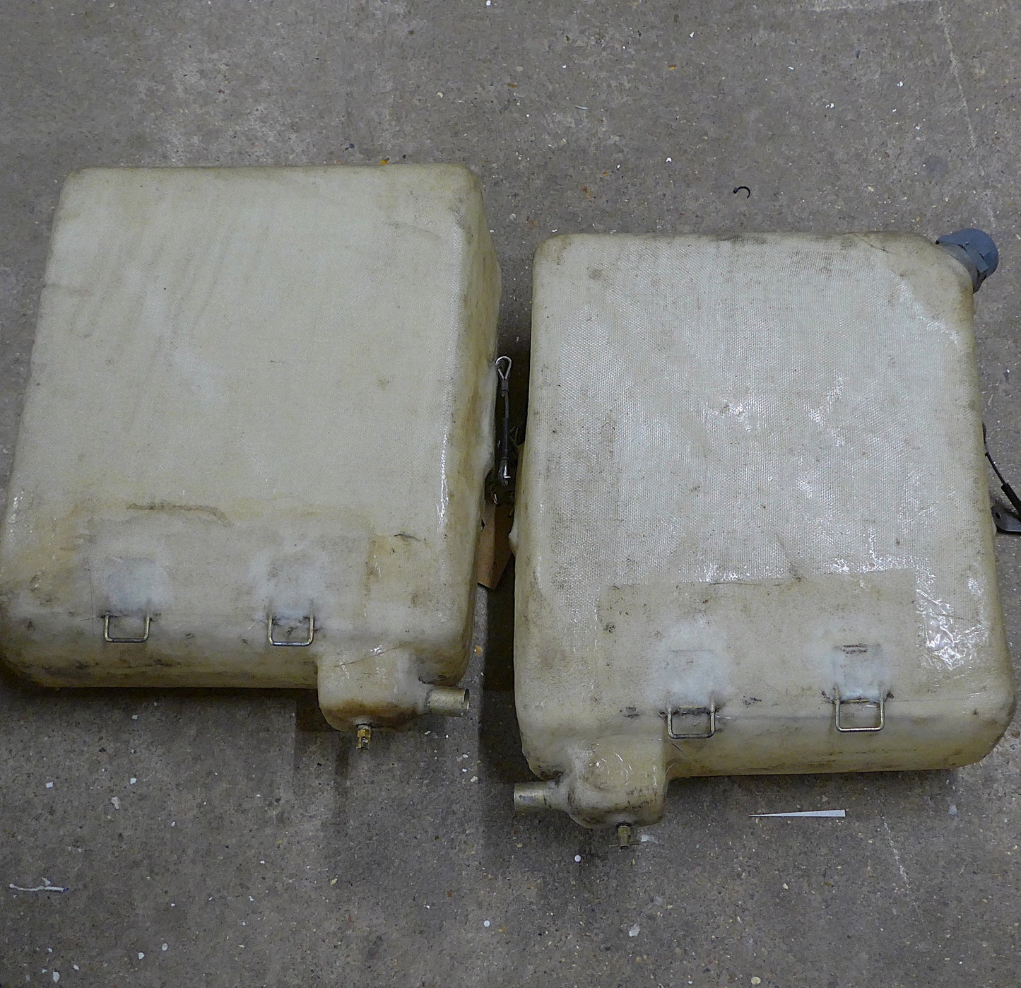 Fuel Tanks Assembly/Pair - X'AIR (A/R)