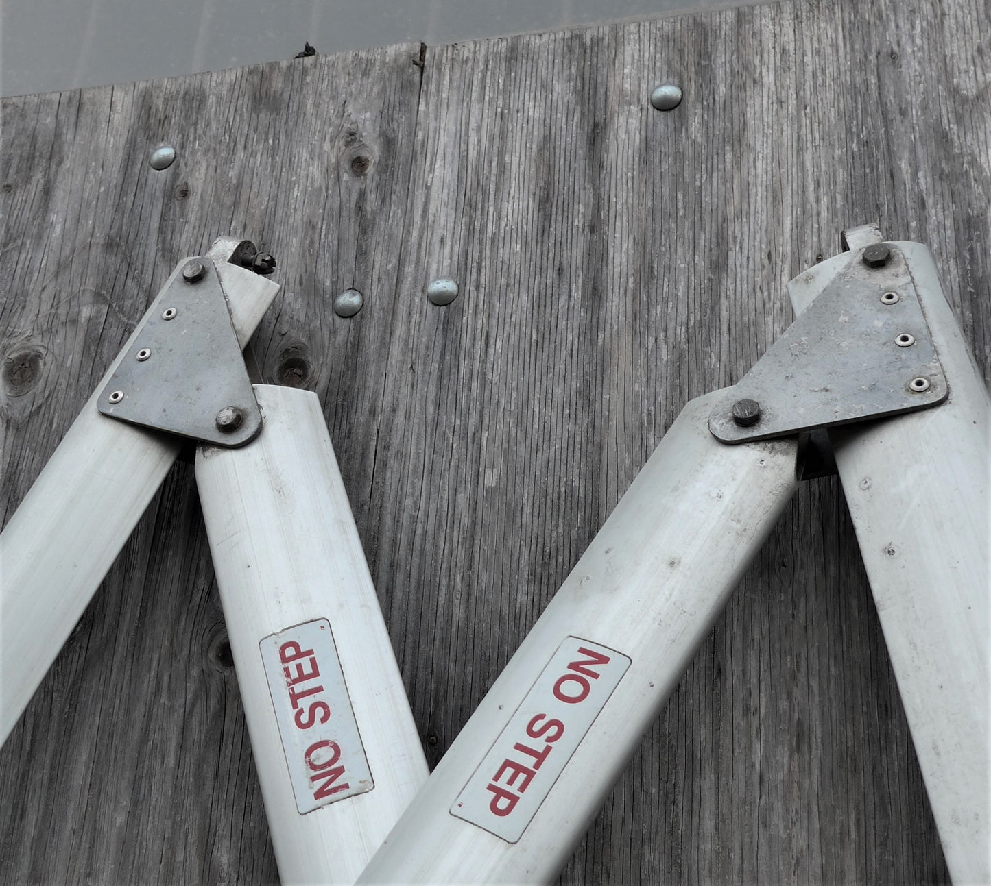 116 Wing Lift Struts - Pair (A/R)