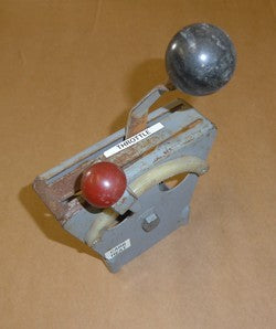 Throttle Quadrant Box - PA25 (A/R)