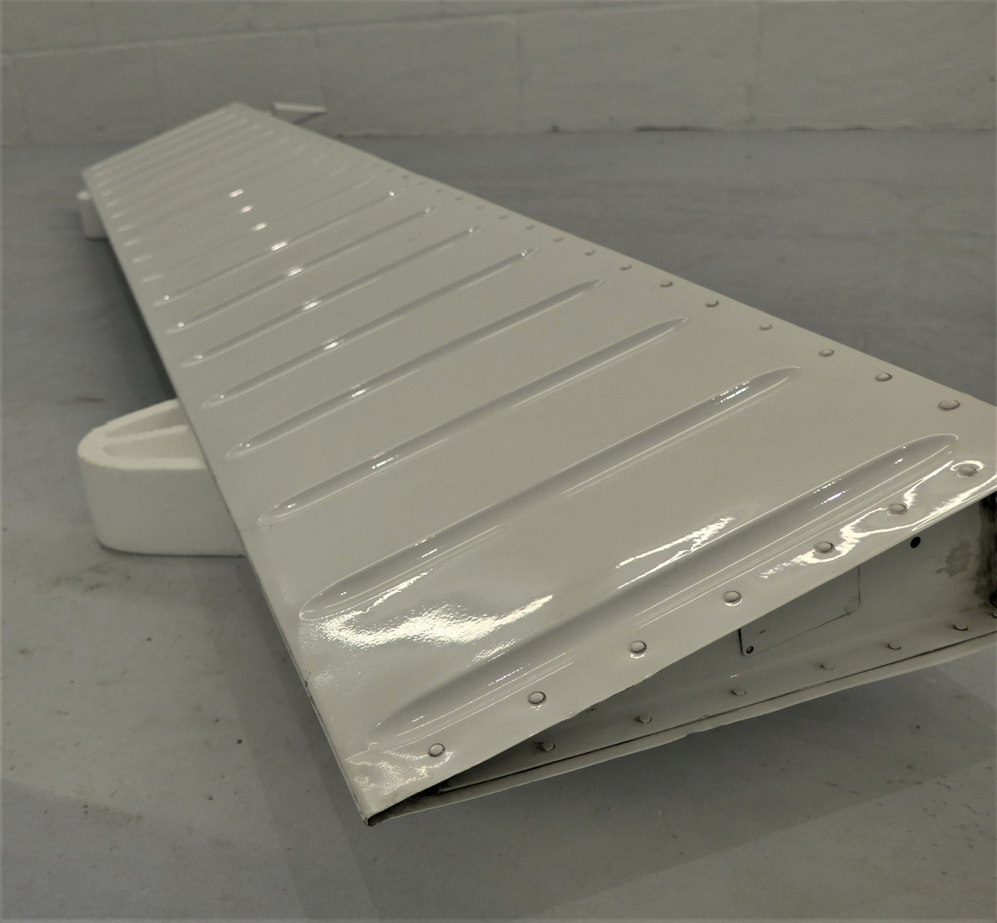 Aileron R/H - PA28-140/ PA28-180 (A/R)