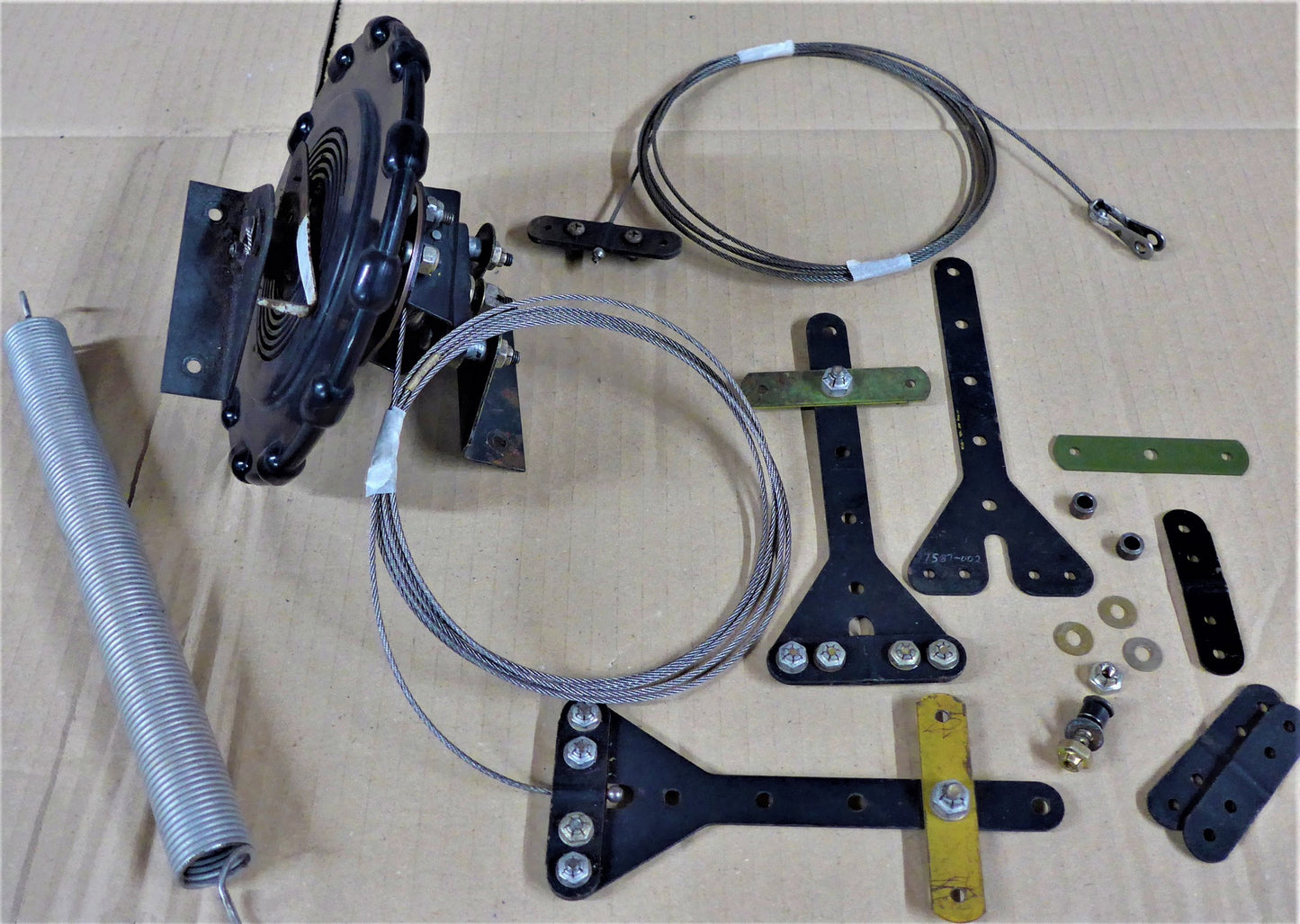 Misc Elevator Trim Parts - PA38 (A/R)