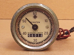 Hour Meter 2 1/2" (German) (A/R)