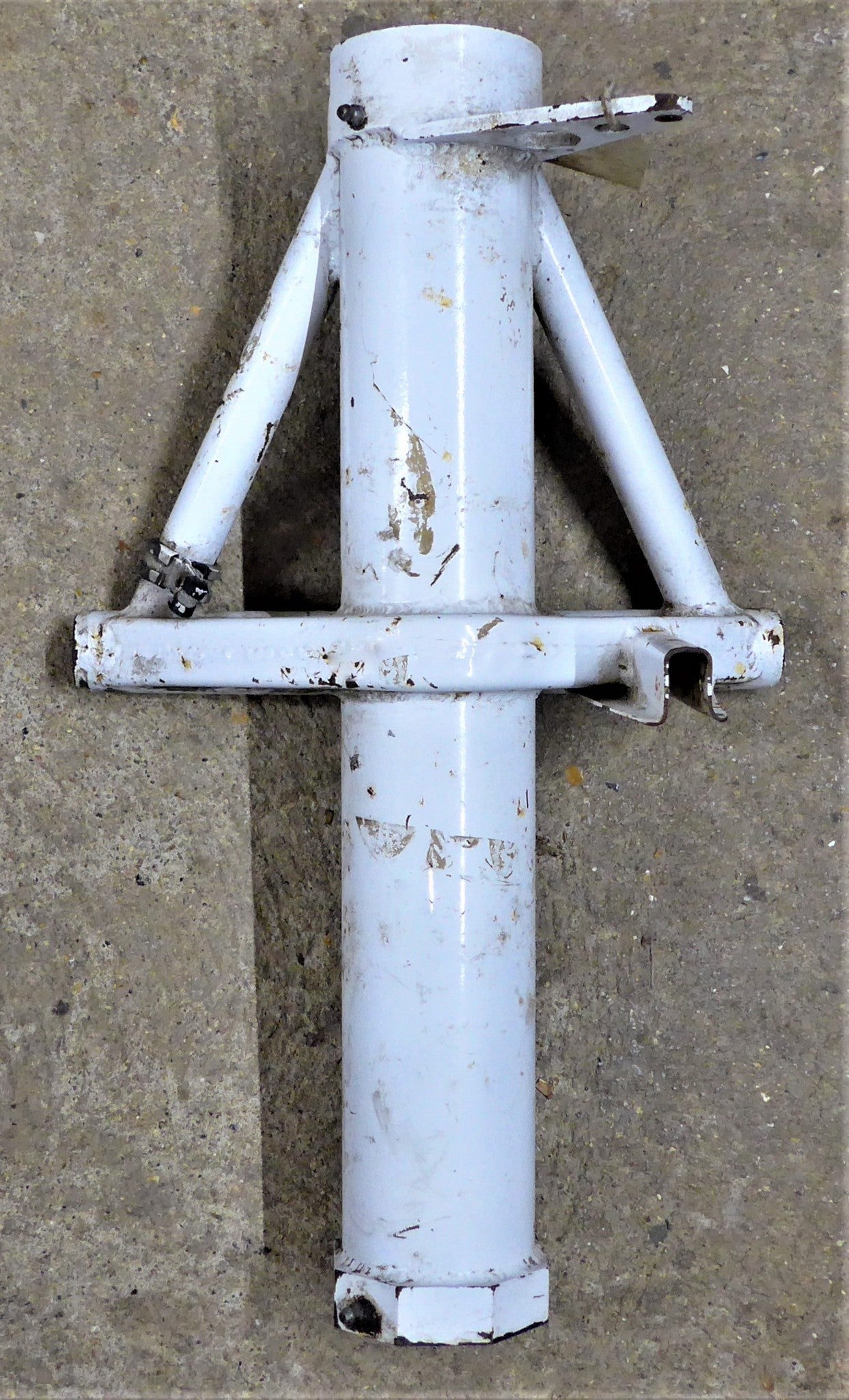 Nose Gear Trunnion - Seneca II (A/R)