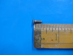 Machine Screw CR 6-32TH. 3/8L.
