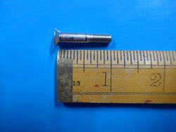 Machine Screw CR 3/16D. 1-1/32L.