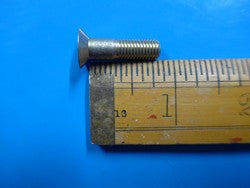 Machine Screw 1/4D. 29/32L.