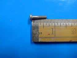 Machine Screw 8/32D. 7/32G. 21/32L.