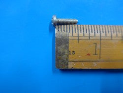 Machine Screw 6-32TH. 1/2L.