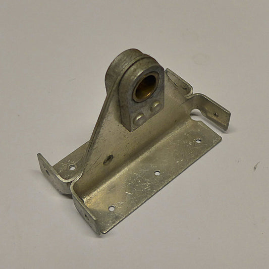 Hinge - Lower Half (N/S)