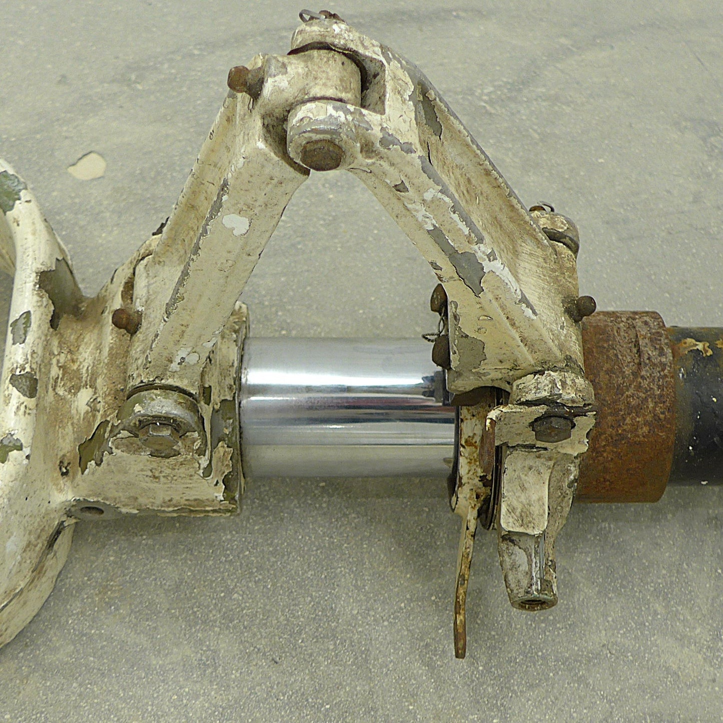 Nose Gear Strut - C150/152 - Heavy Duty (A/R)