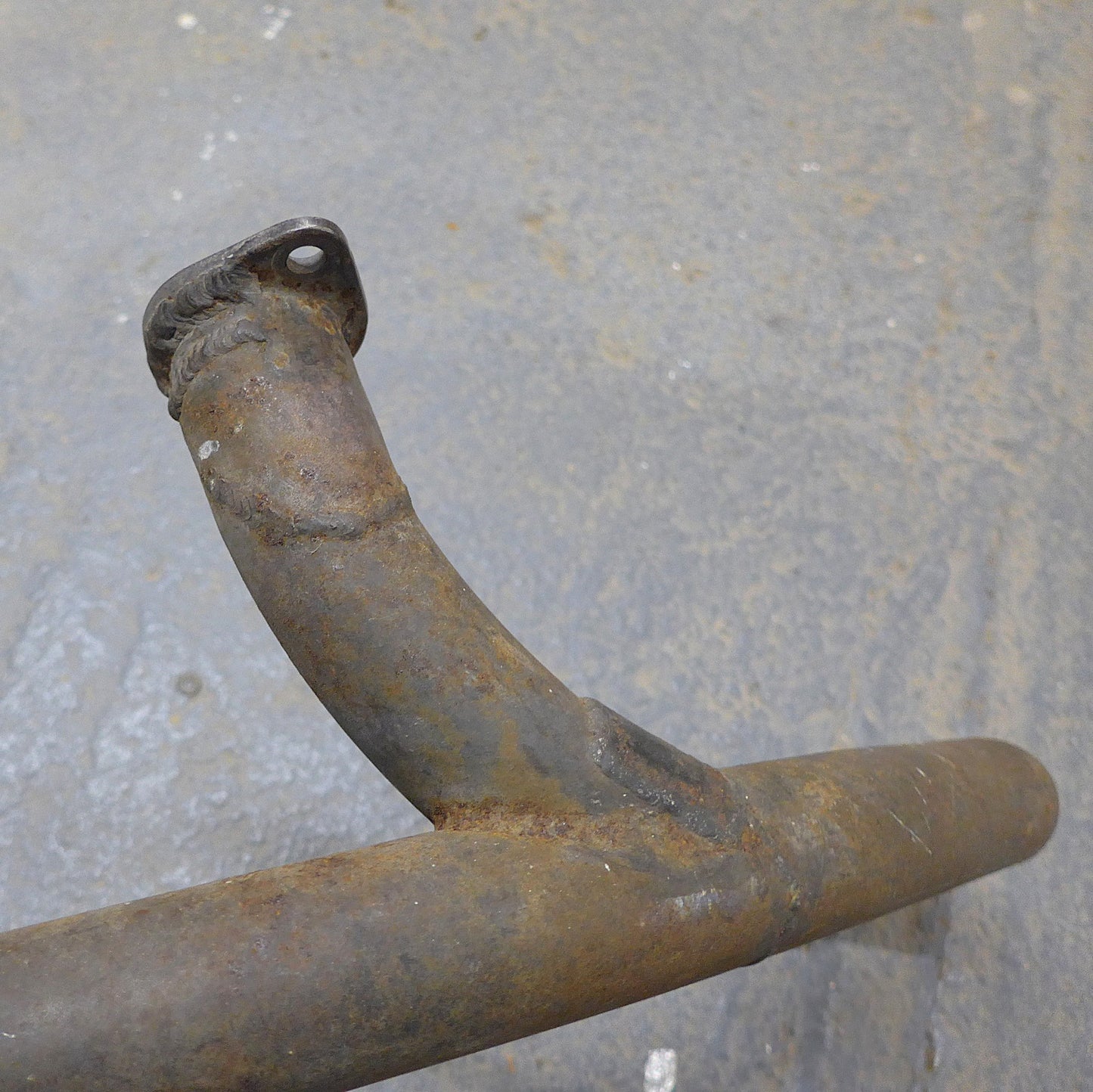 Exhaust Stack - Front Cylinders - PA22 (A/R)