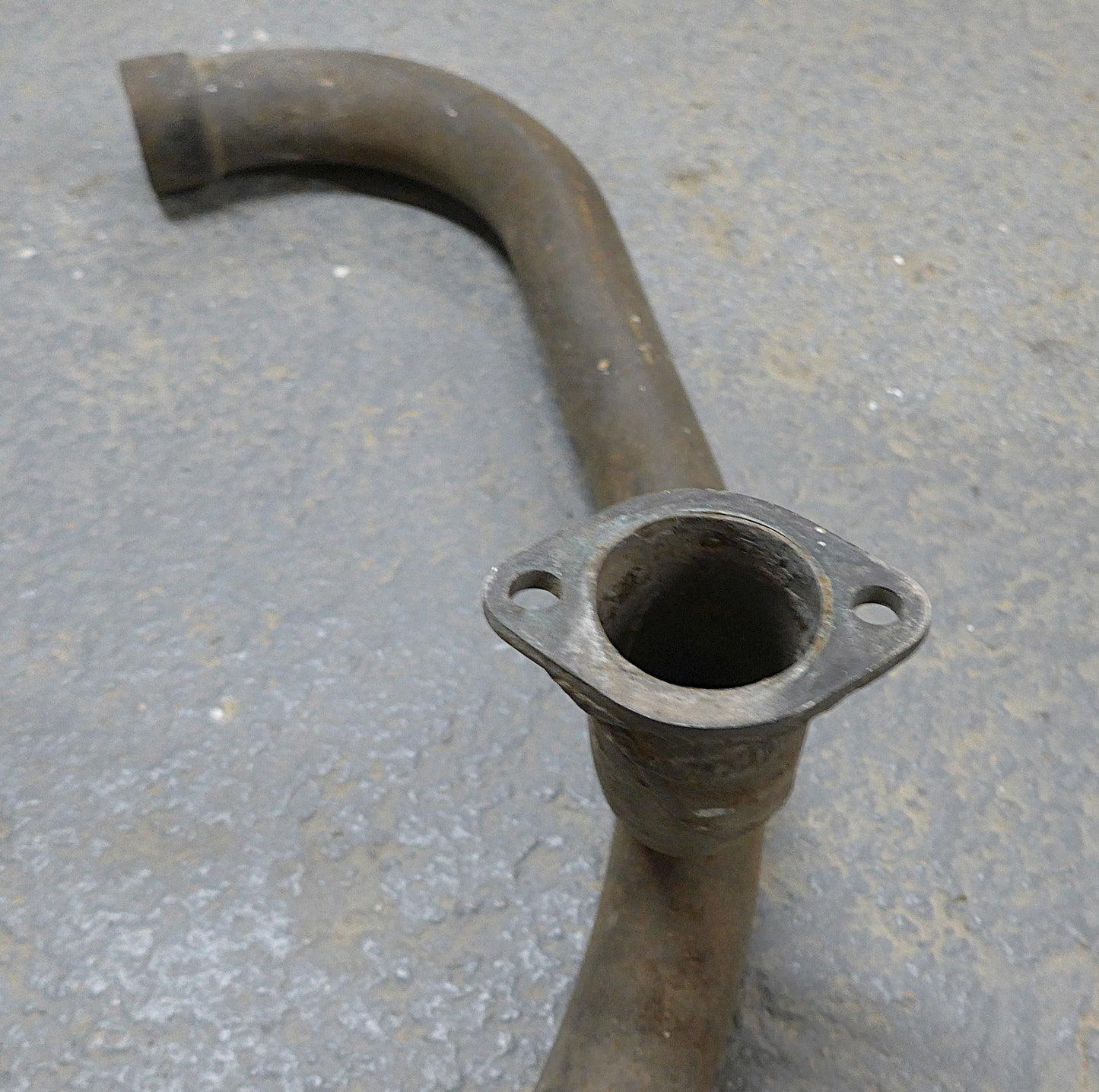 Exhaust Stack - Front Cylinders - PA22 (A/R)