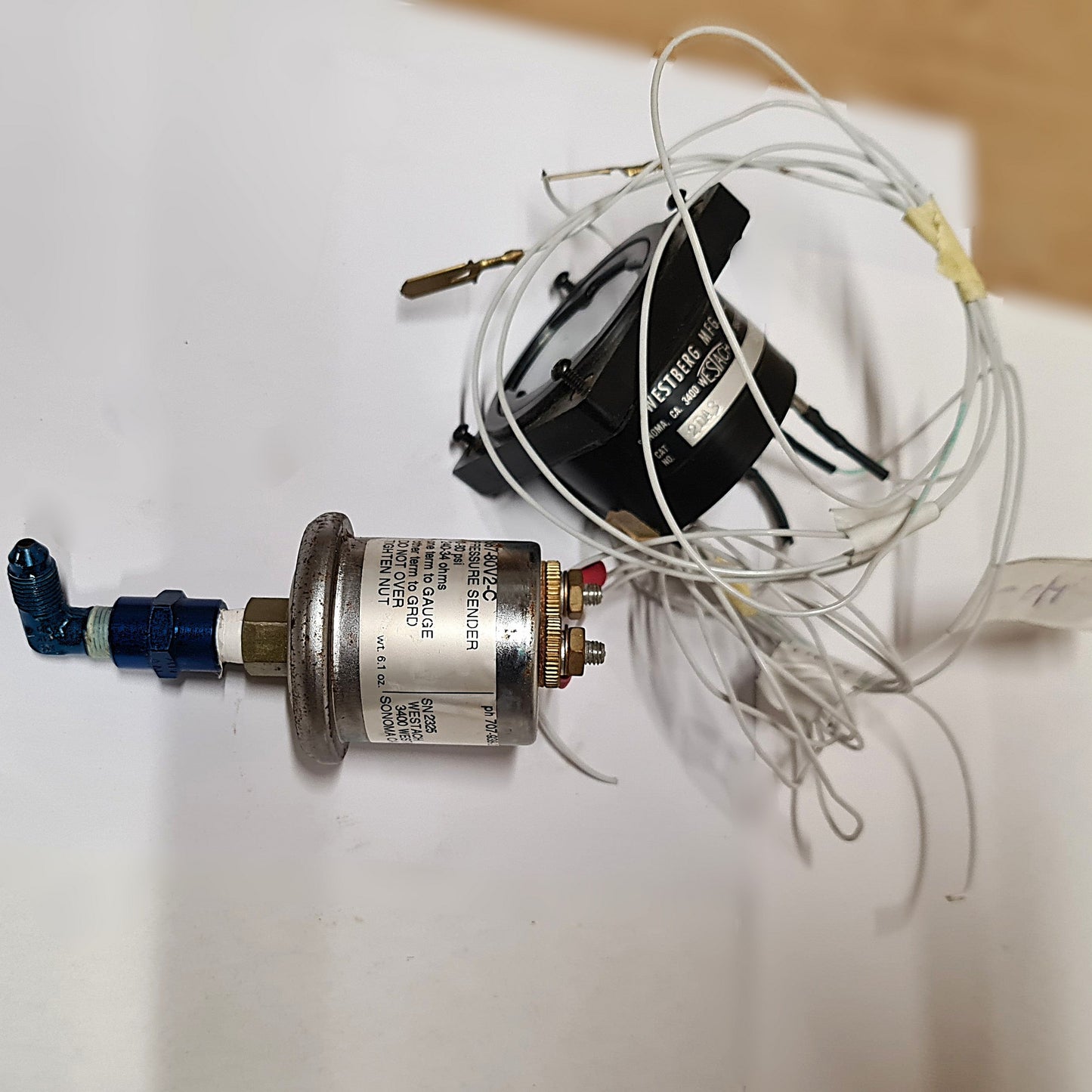 Westach Dual Oil Pressure & Temp Gauge & Pressure Sender (A/R)