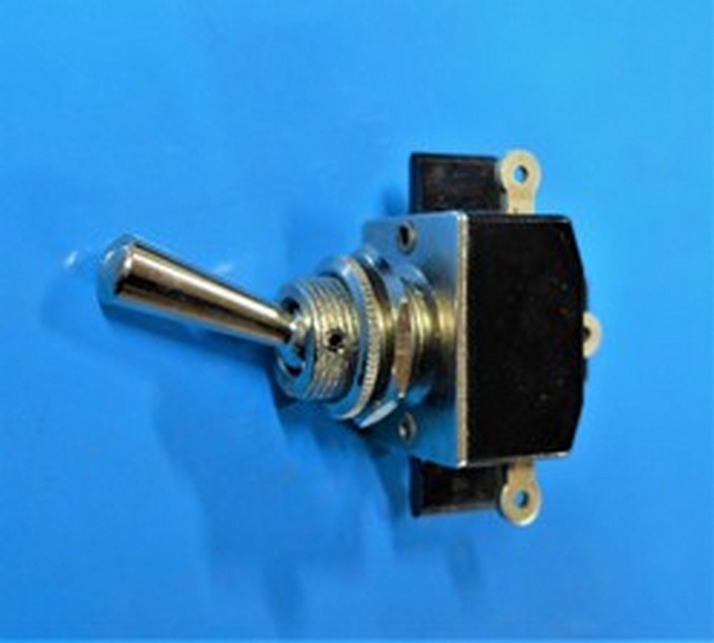 1 Amp Toggle Switch (N/S)