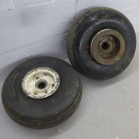 Cleveland Main Wheel Assembly - Pair- 6.00-6 1-1/2" Axle (A/R)