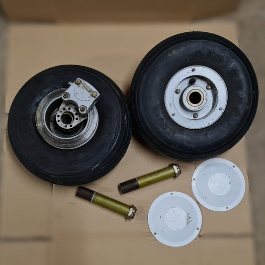 Cleveland Main Wheel & Brake Assembly Pair - 5.00-5 (A/R)