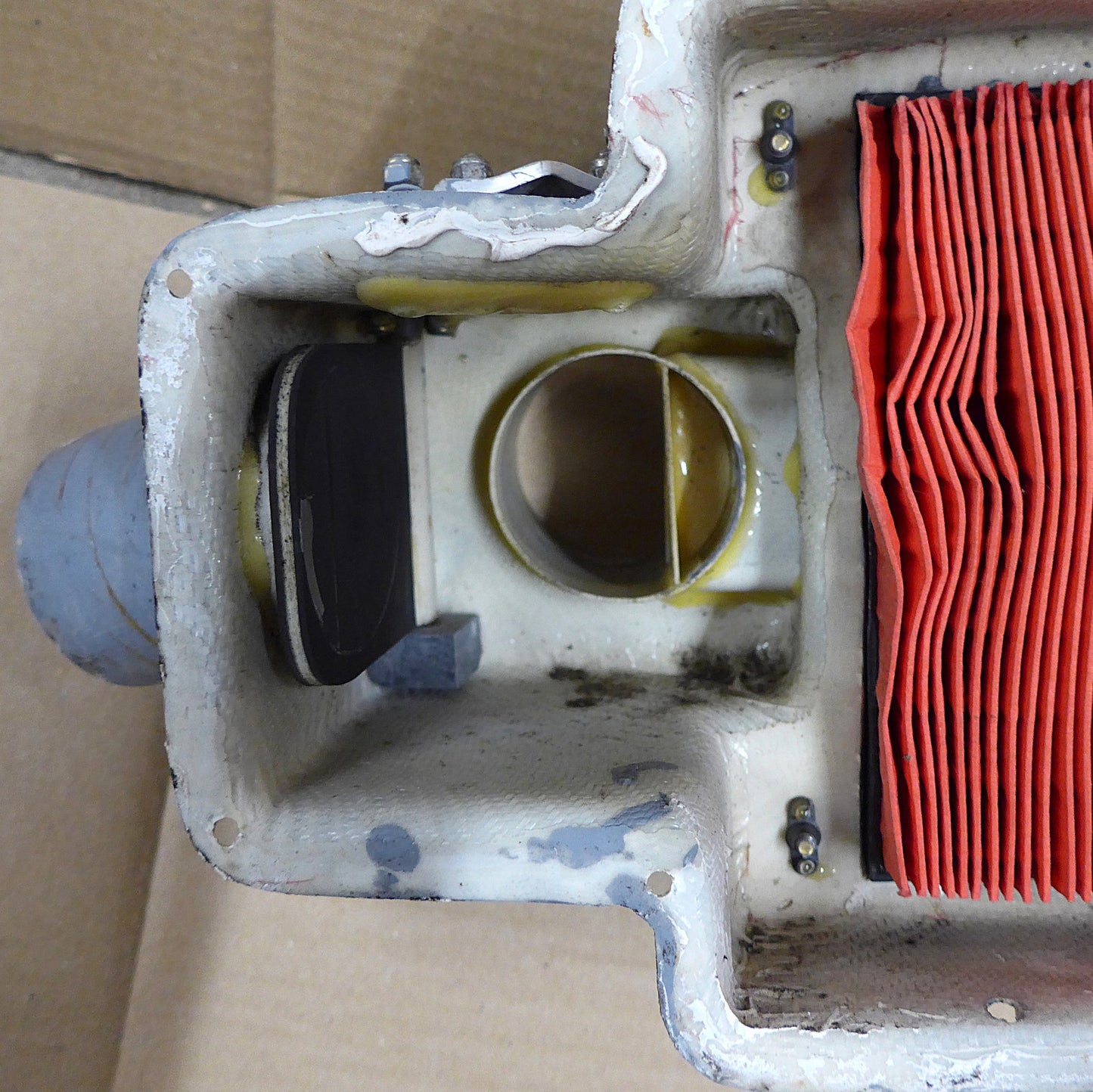 Hot Air Mixer Box Assy - 4 Cyl/6 Cyl (A/R)