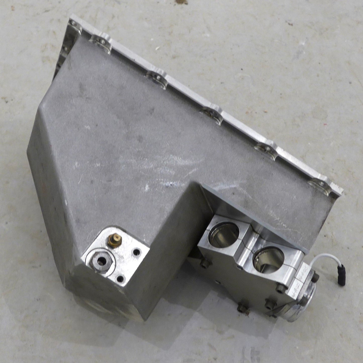 Sump Machined Large Capacity - J2200 (A/R)