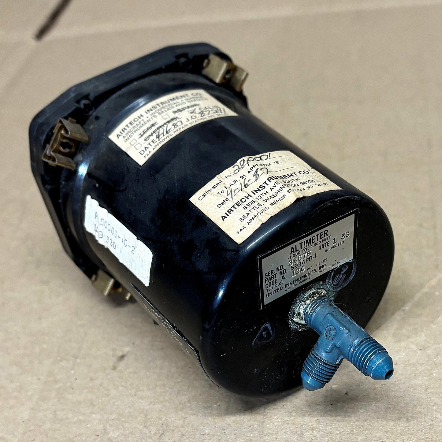 Altimeter- United Instruments (A/R)