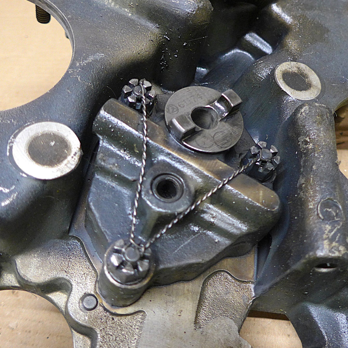 Accessory Housing P/N: 76110 & Oil Pump - O-360 & Others (A/R)