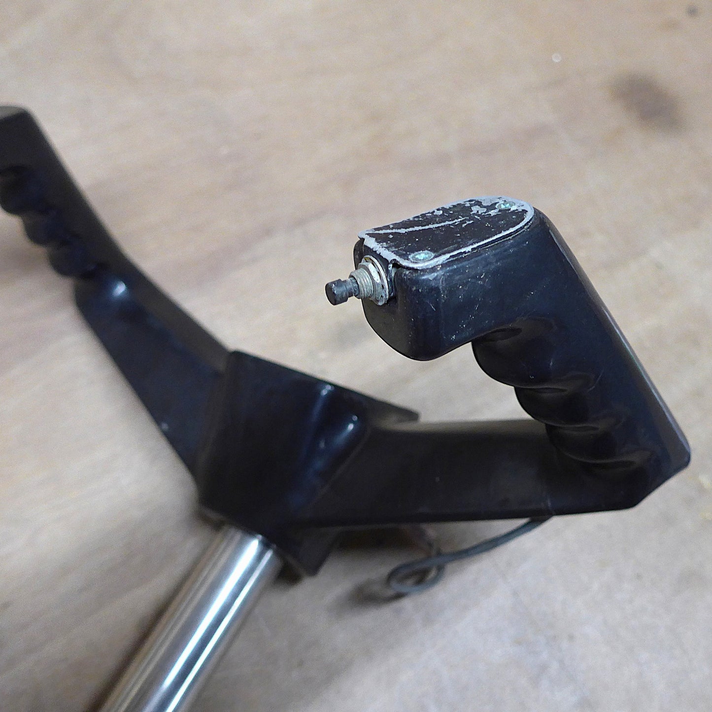 Wheel Assembly - Control (Left Grip Cored) (A/R)