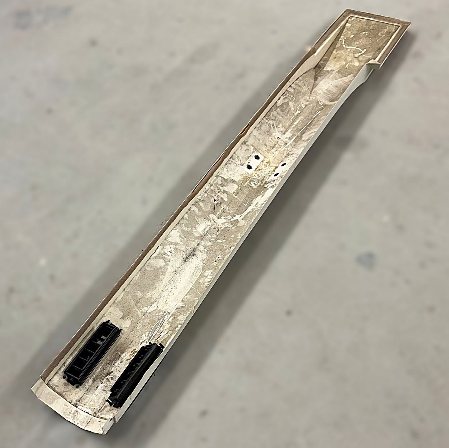 Duct Assembly - Air Condition - With Louvers PA28 (A/R)