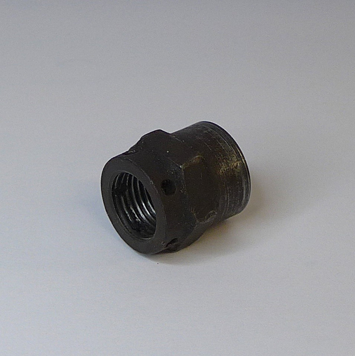 Nut (A/R)