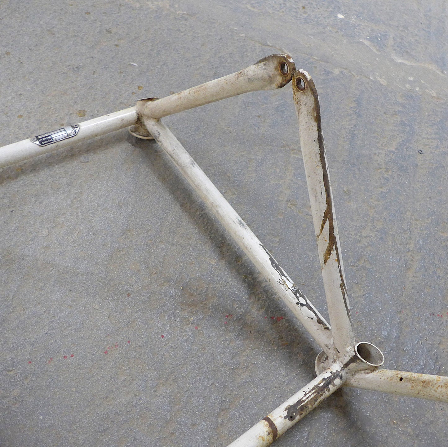 Engine Mount - Diagonal Brace (A/R)