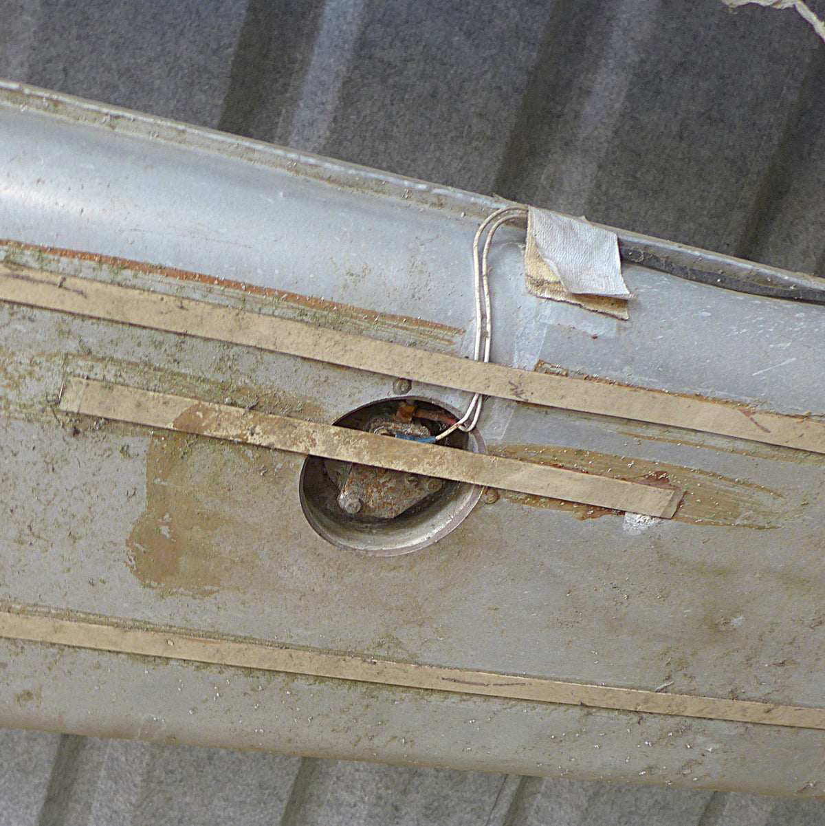 Fuel Tank - Extra Long Range - Left - 357cm Long (A/R)