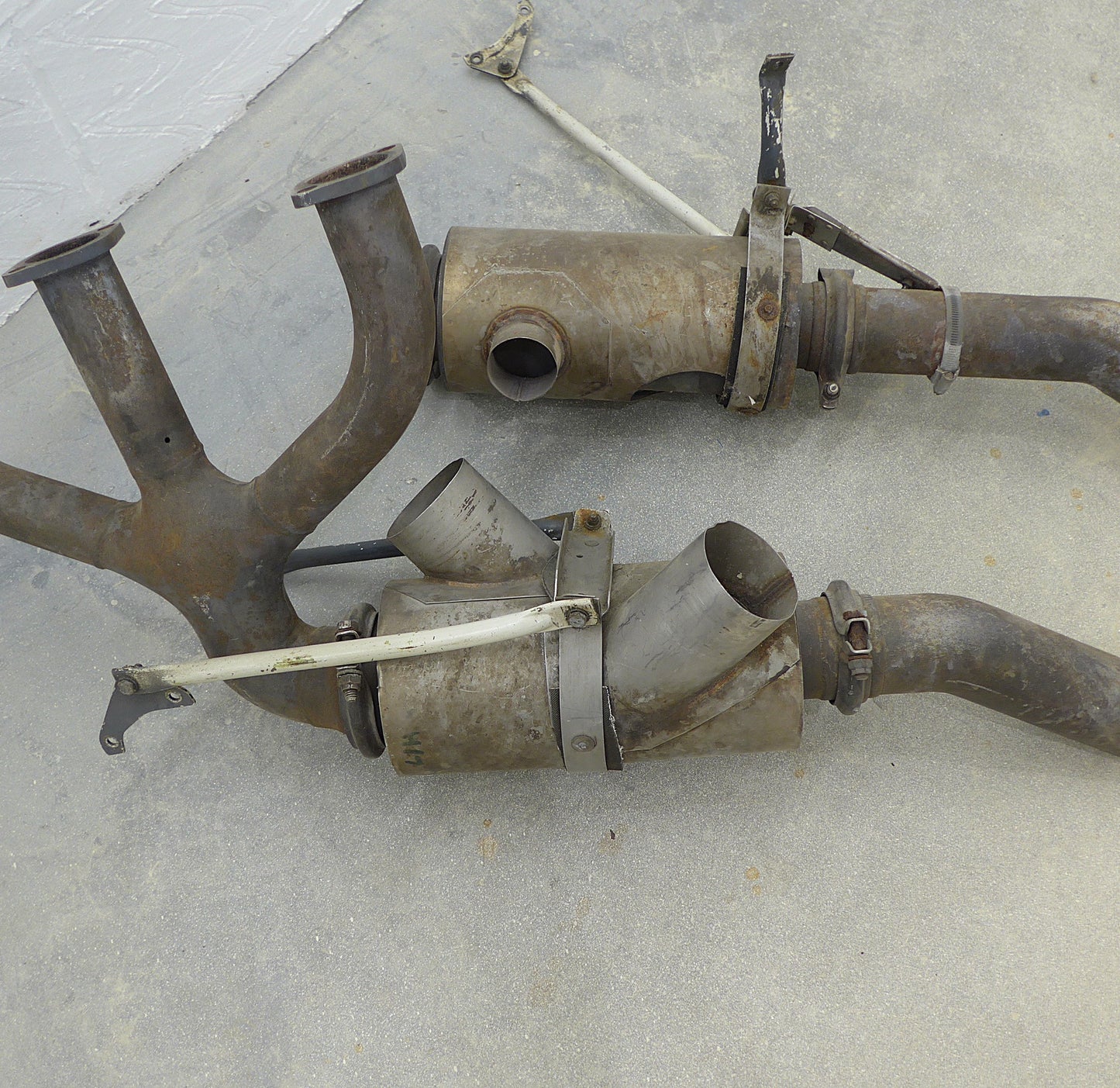 Exhaust Assembly - Sold As A Pair (A/R)