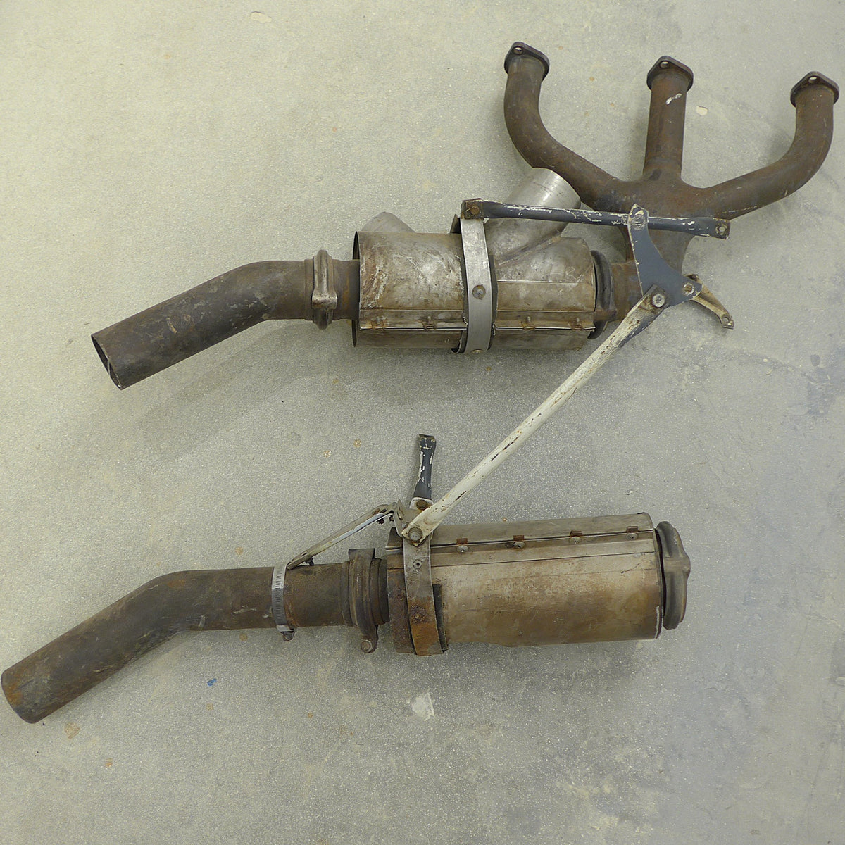 Exhaust Assembly - Sold As A Pair (A/R)