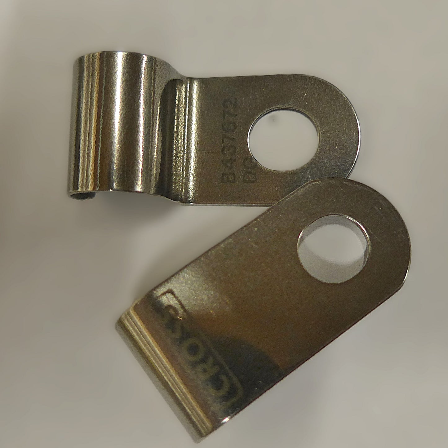 Clip - Spring Tension/Pipe Clamp - Loop/Inner & Outer