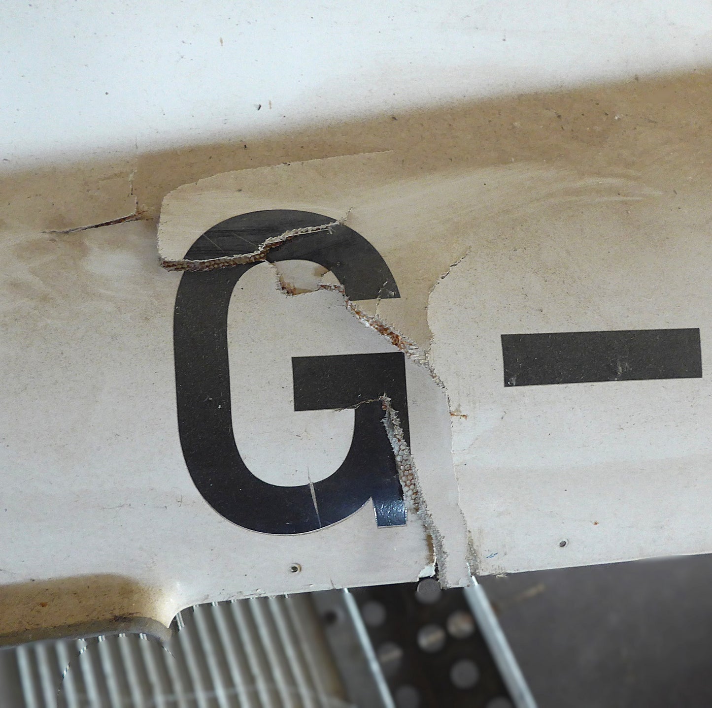 Top & Bottom Fuselage Clamshells - Ikarus C42A (A/R)