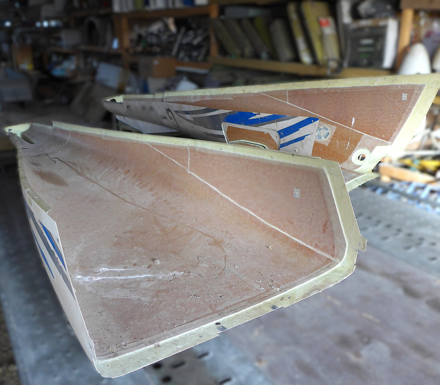 Top & Bottom Fuselage Clamshells - Ikarus C42A (A/R)