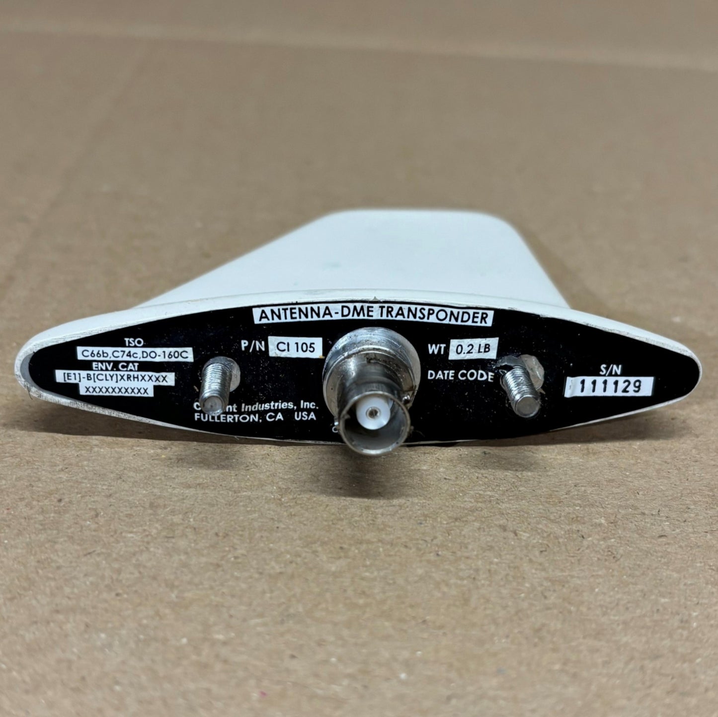 Commant Antenna - DME Transponder (A/R)