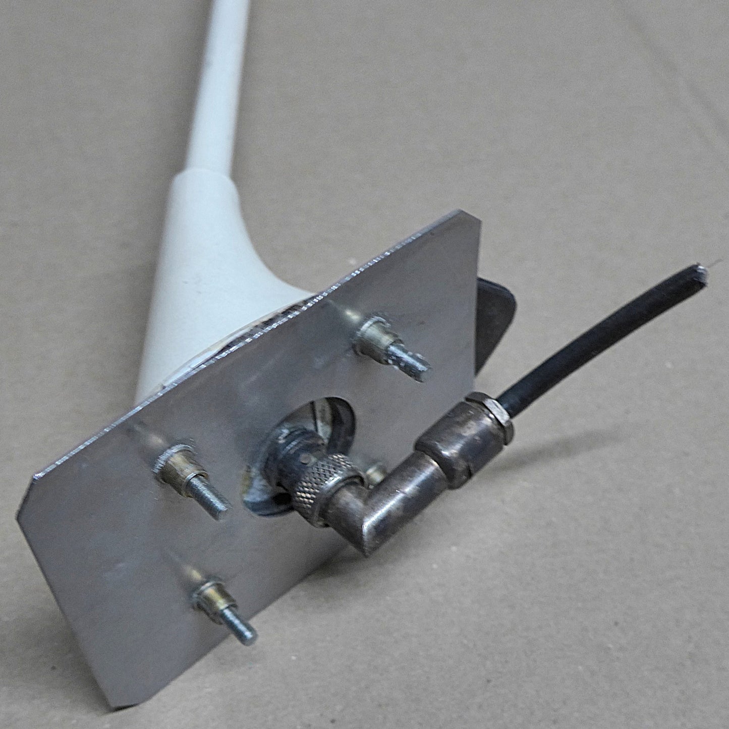 Comant VHF Antenna (A/R)