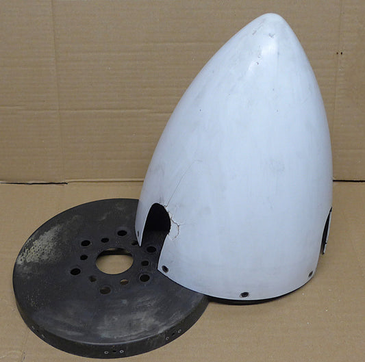 DUC 3 Blade Carbon Spinner Cone & Mounting Plate (A/R)