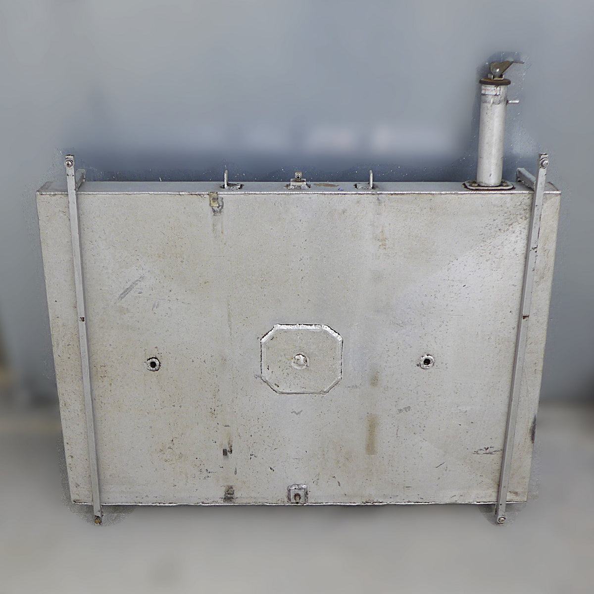 10 Gallon Aluminium Aux Fuel Tank (A/R)