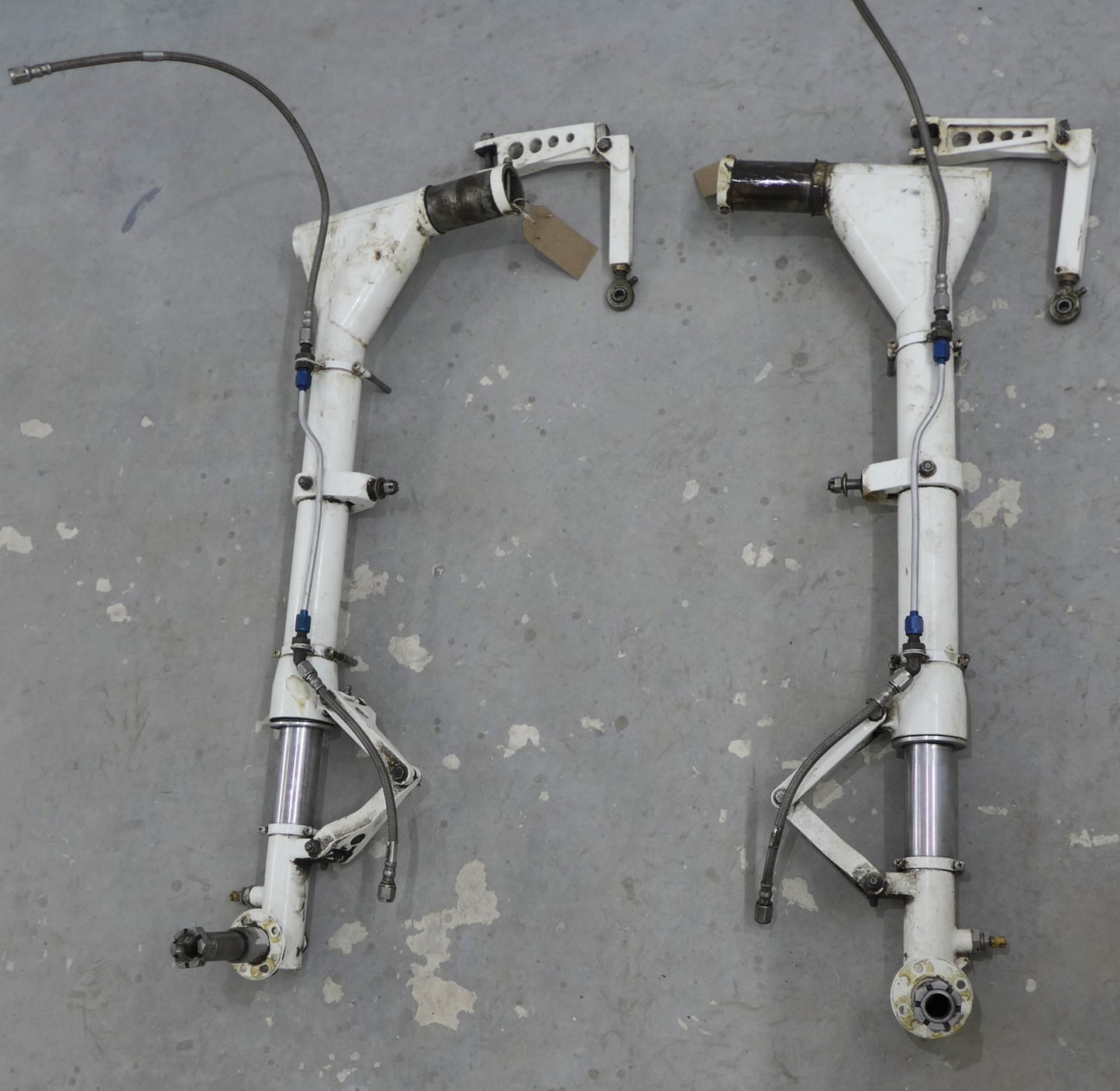 Rectractable Main Gear Legs - Pair - FW-190 Replica (A/R)