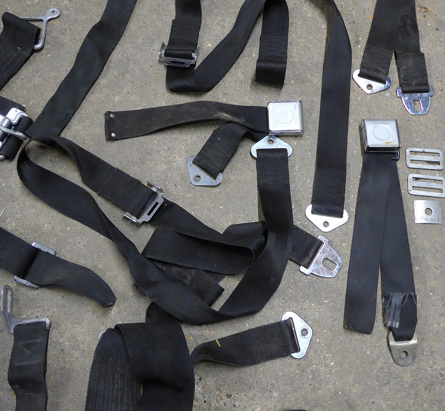 Harness & Harness Parts - Joblot (A/R)