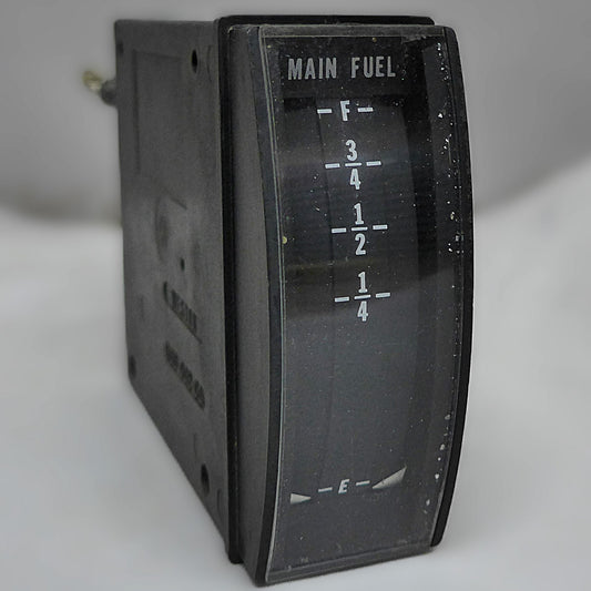 Main Fuel Quanitity Dual Gauge S/N: 331 (A/R)