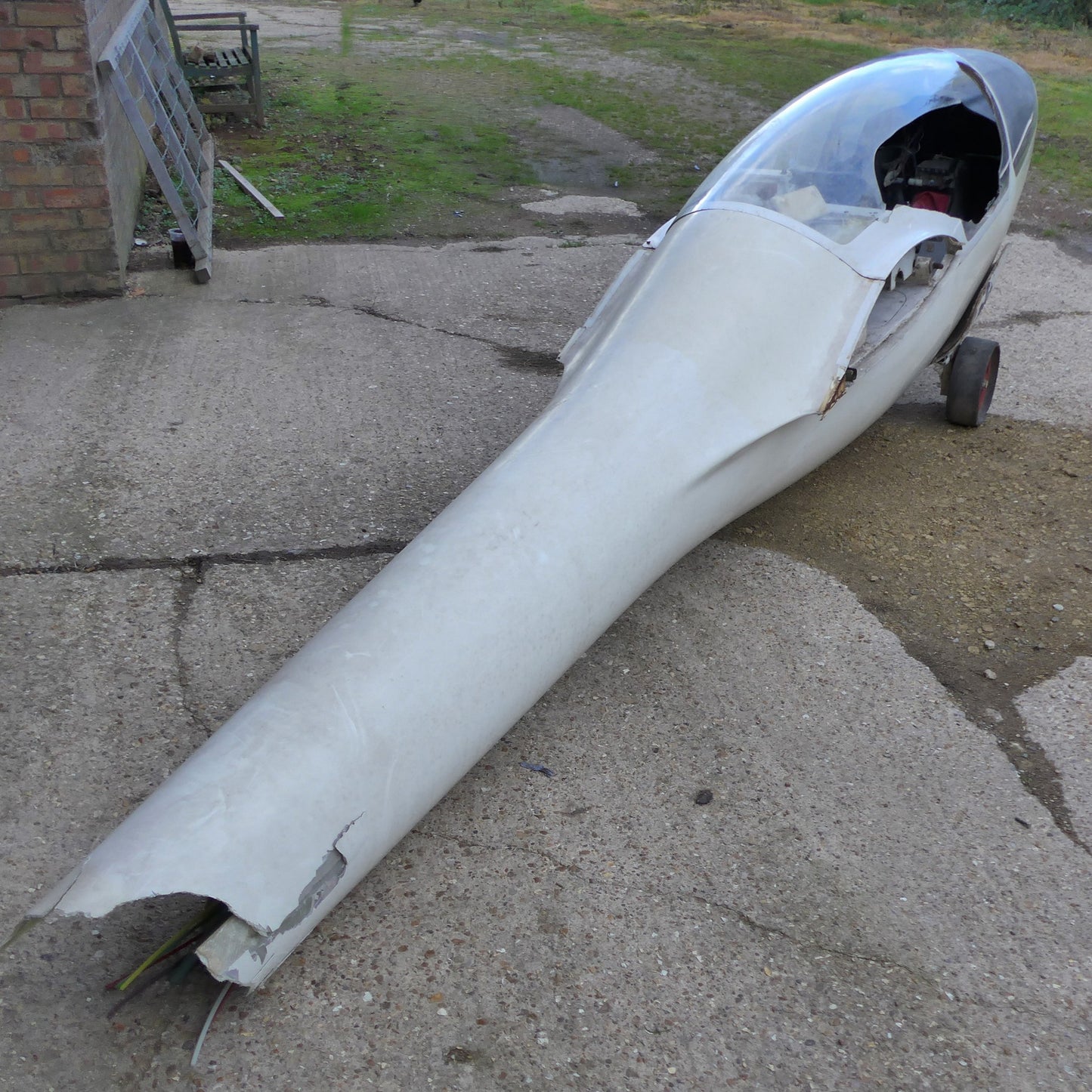 Kestrel 19 Salvage Fuselage - Fwd Section (A/R)