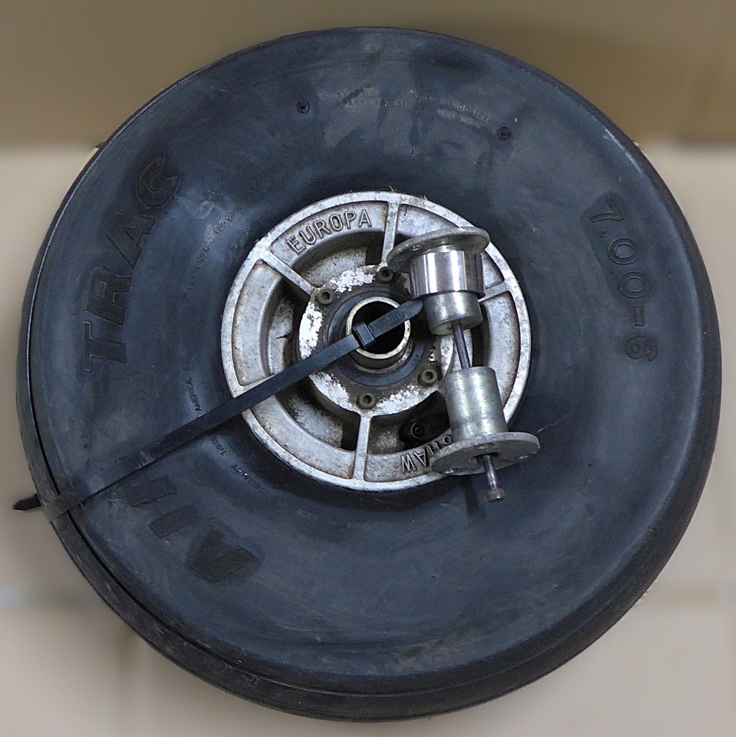 Main Wheel, Brake & Tyre Assy - Monowheel Classic (A/R)