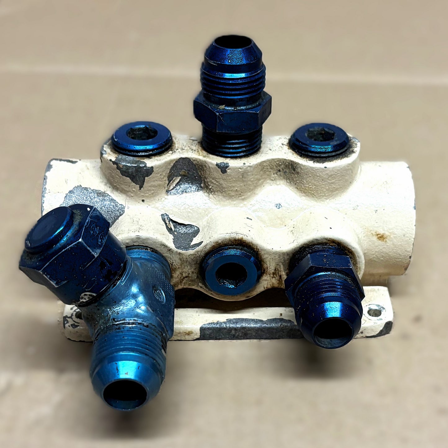 Christen 802 Oil Valve (A/R)