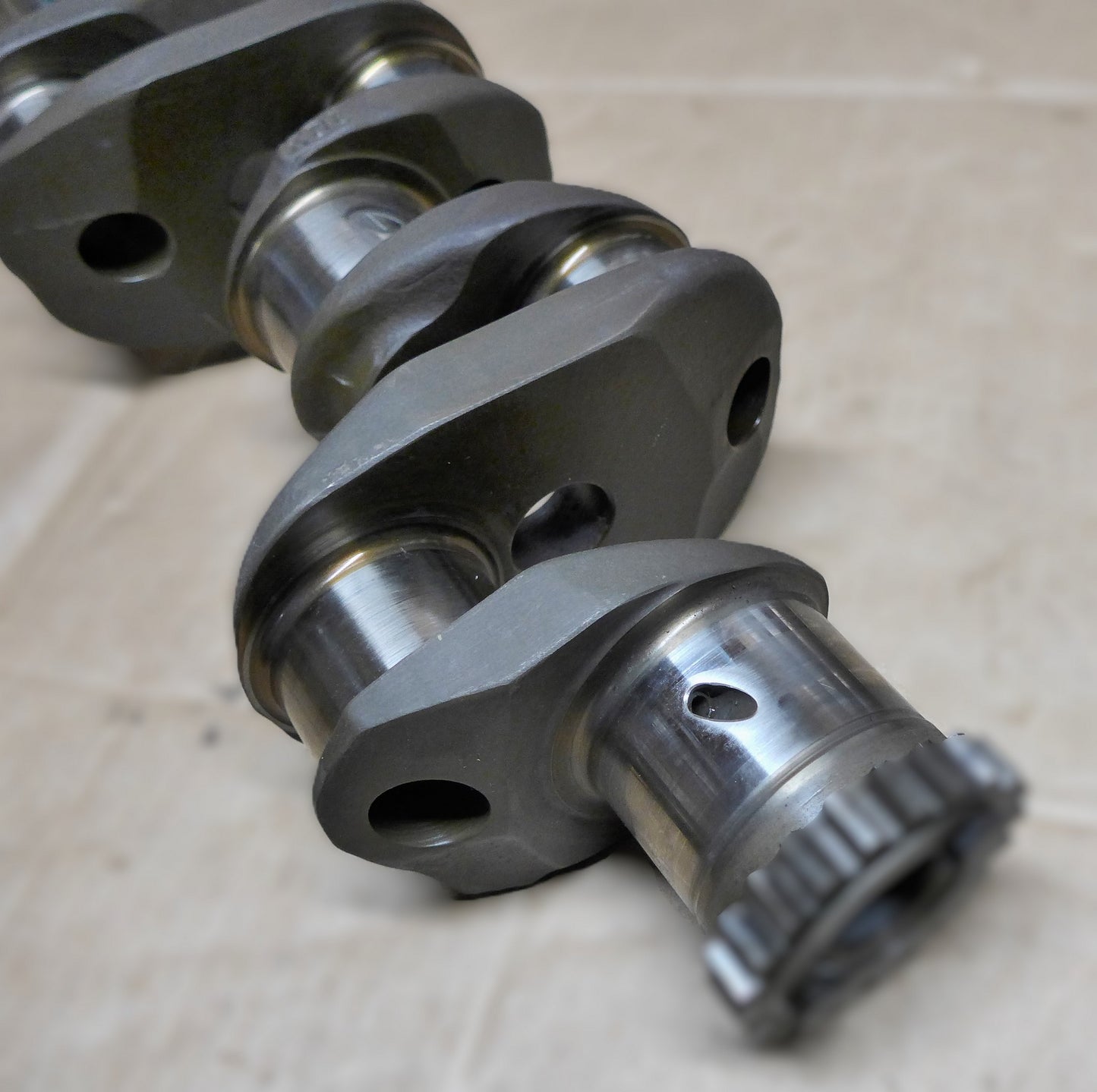 Crankshaft O-320- H2AD  TT Hrs 2404 (A/R)