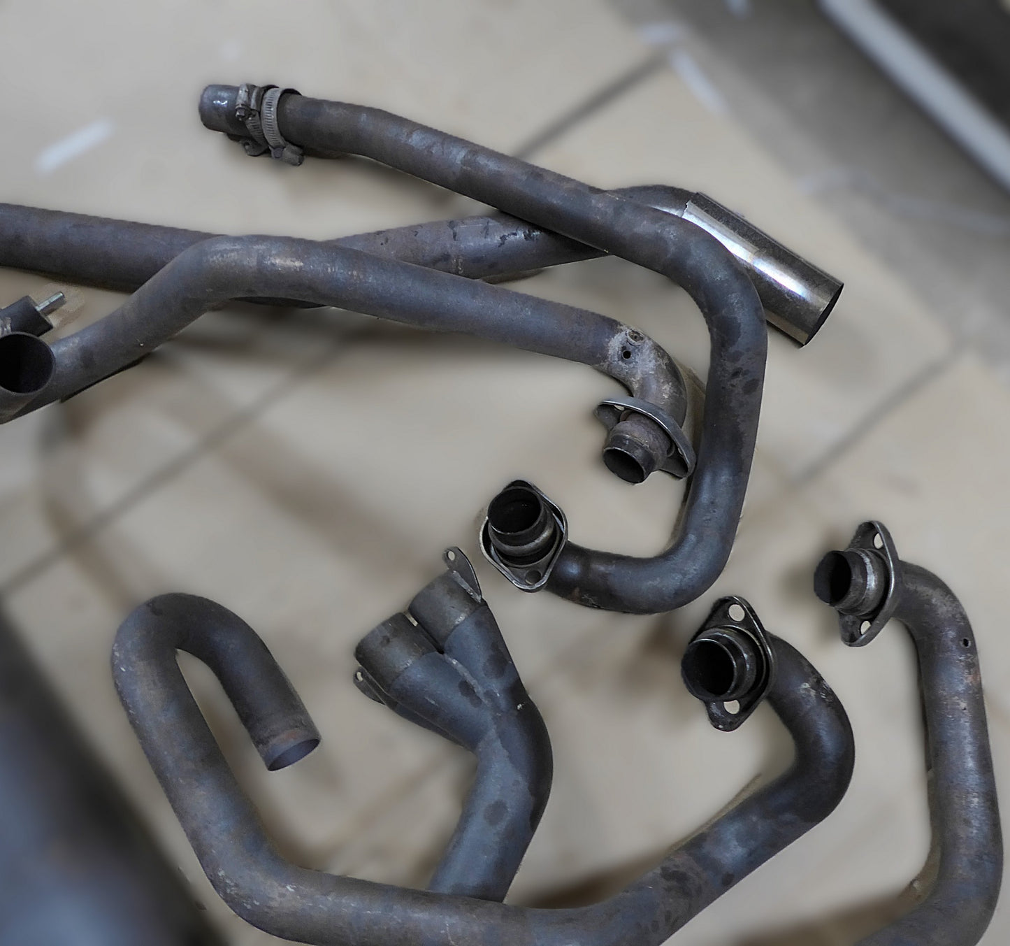 Exhaust System - MCR-01 Ban-Bi (A/R)