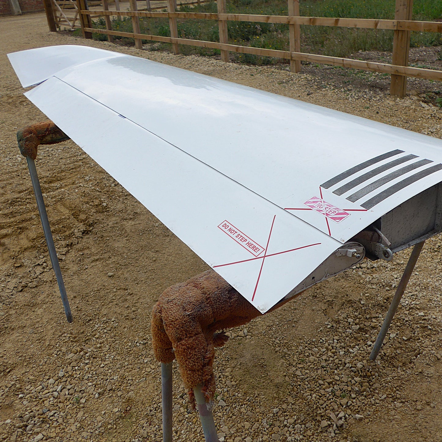 Aluminium Skinned Wings - Pair - MCR-01 Ban-Bi (A/R)