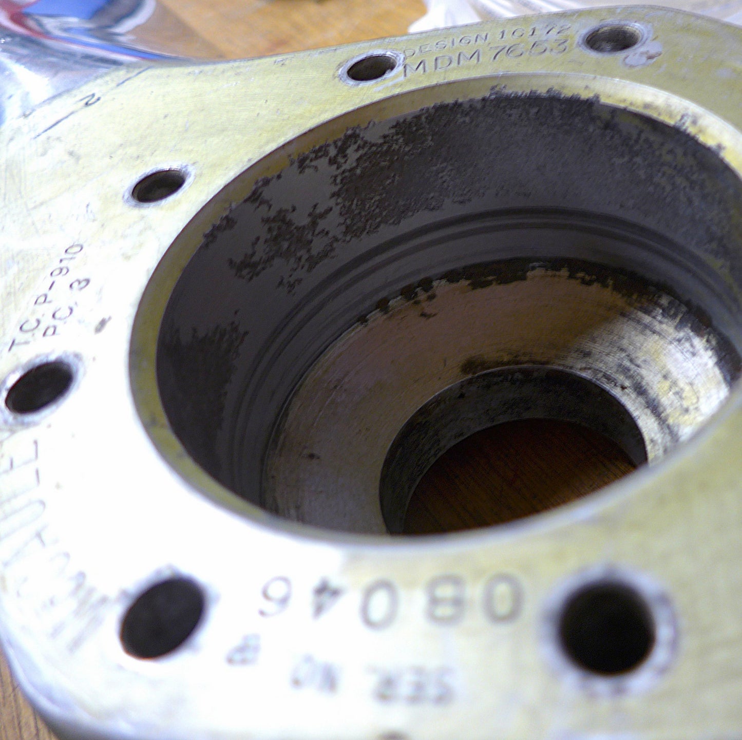 McCauley 1C172 8 Bolt Propeller At 76" -  For Display Only (A/R)